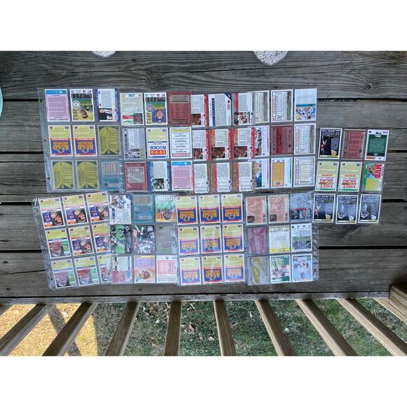 Lot of 72 Baseball and Football Cards - Picture 3 of 16